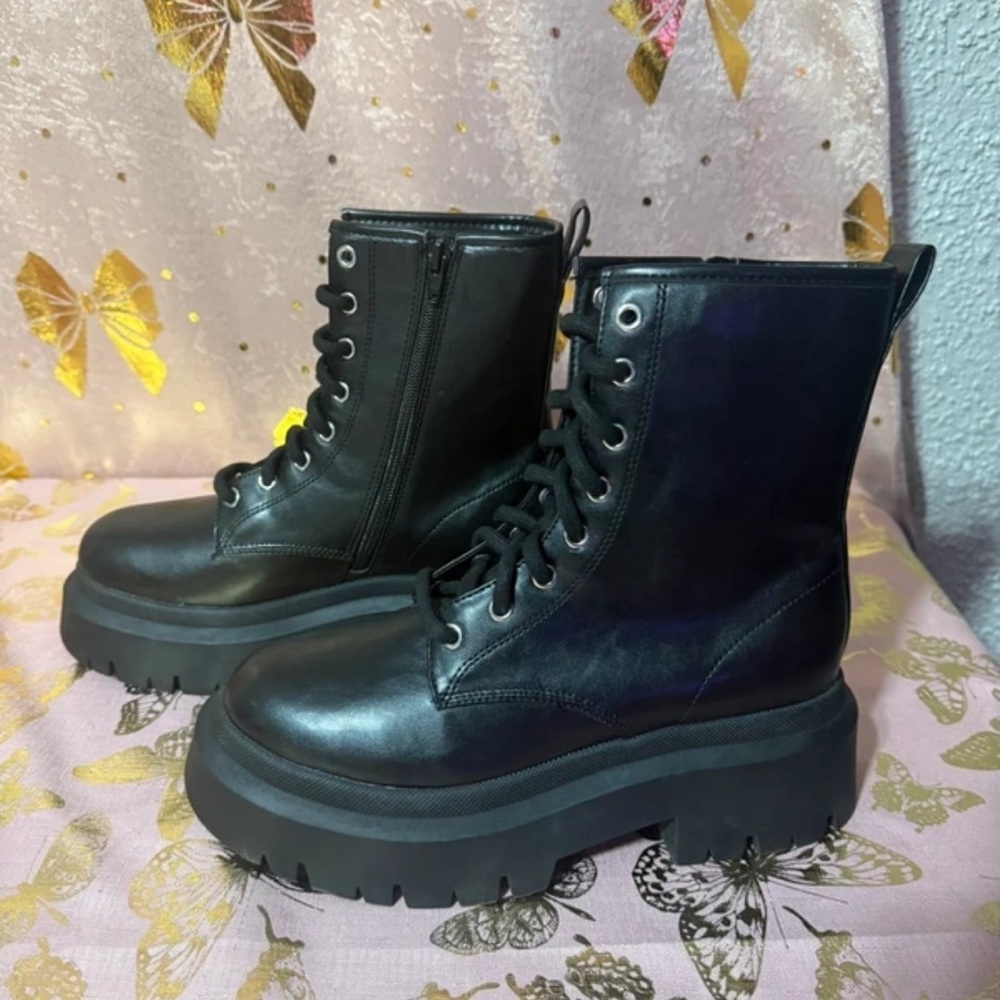No Boundaries Black Lace-Up Platform Combat Boots